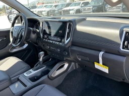 Nissan Frontier SV Crew Cab 4x4 2026