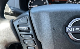 Nissan Frontier SV Crew Cab 4x4 2026