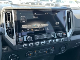 Nissan Frontier SV Crew Cab 4x4 2026