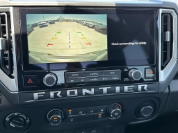 Nissan Frontier SV Crew Cab 4x4 2026