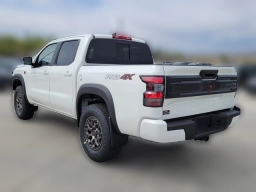 Nissan Frontier PRO-4X w/R Package Crew Cab 4x4 2026