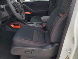 Nissan Frontier PRO-4X w/R Package Crew Cab 4x4 2026