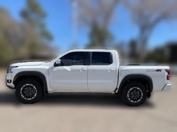 Nissan Frontier PRO-4X Crew Cab 4x4 2026