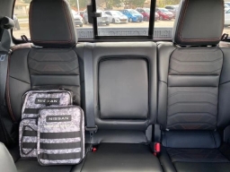 Nissan Frontier PRO-4X Crew Cab 4x4 2026