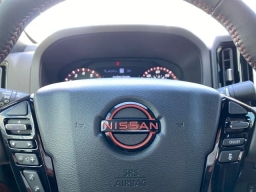 Nissan Frontier PRO-4X Crew Cab 4x4 2026