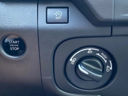 Nissan Frontier PRO-4X Crew Cab 4x4 2026