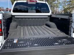 Nissan Frontier PRO-4X Crew Cab 4x4 2026