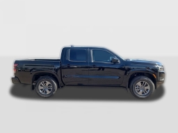 Nissan Frontier SV Crew Cab 4x4 2026