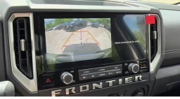 Nissan Frontier SV Crew Cab 4x4 2026