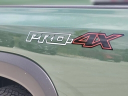 Nissan Frontier PRO-4X Crew Cab 4x4 2026