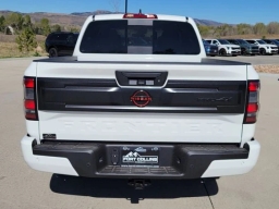 Nissan Frontier PRO-4X Crew Cab 4x4 2026