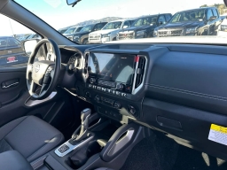 Nissan Frontier SV Crew Cab 4x4 2026
