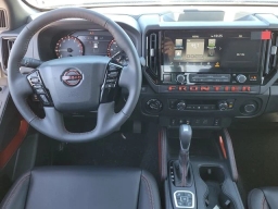 Nissan Frontier PRO-4X Crew Cab 4x4 2026