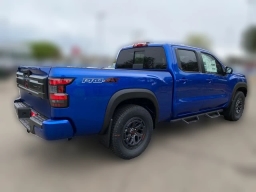 Nissan Frontier PRO-4X Crew Cab 4x4 Long Bed 2026