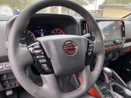Nissan Frontier PRO-4X Crew Cab 4x4 Long Bed 2026