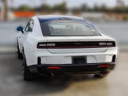 Dodge Charger R/T 4-Door AWD 2026