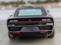 Dodge Charger R/T 4-Door AWD 2026