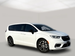 Chrysler Pacifica Select FWD 2026