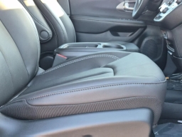 Chrysler Pacifica Select FWD 2027