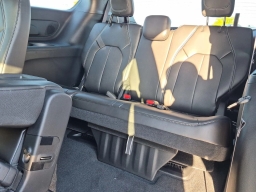 Chrysler Pacifica Select FWD 2027