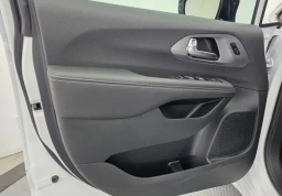 Chrysler Pacifica Select FWD 2025