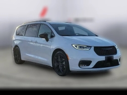 Chrysler Pacifica Select FWD 2026