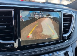 Chrysler Pacifica Select FWD 2026