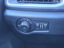 Chrysler Pacifica Select FWD 2026