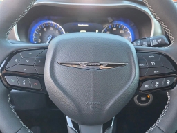 Chrysler Pacifica Select FWD 2026