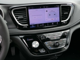 Chrysler Pacifica Select FWD 2026