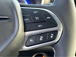 Chrysler Pacifica Select FWD 2026