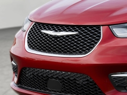 Chrysler Pacifica Select FWD 2026