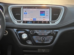 Chrysler Pacifica Select FWD 2026