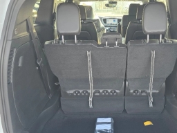 Chrysler Pacifica Select FWD 2026