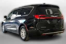 Chrysler Pacifica Select FWD 2026