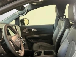 Chrysler Pacifica Select FWD 2026