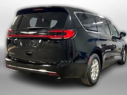 Chrysler Pacifica Select FWD 2026