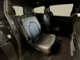 Chrysler Pacifica Select FWD 2026