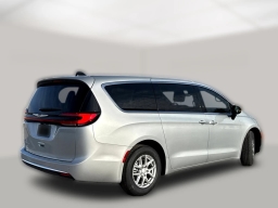 Chrysler Pacifica Select FWD 2026