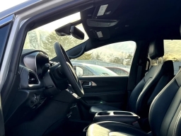 Chrysler Pacifica Select FWD 2026