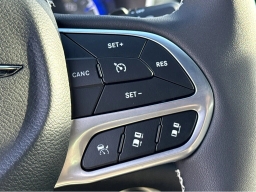 Chrysler Pacifica Select FWD 2026