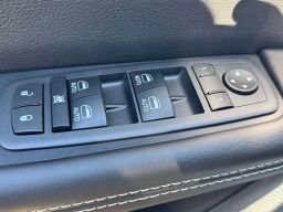 Chrysler Pacifica Select FWD 2026