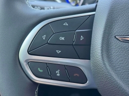 Chrysler Pacifica Select FWD 2026