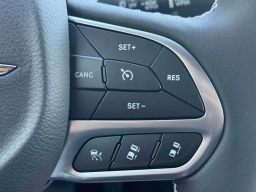 Chrysler Pacifica Select FWD 2026