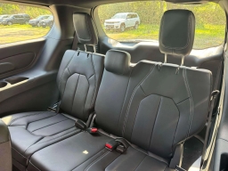 Chrysler Pacifica Select FWD 2026