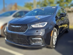 Chrysler Pacifica Select FWD 2026