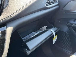 Chrysler Pacifica Select FWD 2026