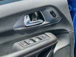 Chrysler Pacifica Select FWD 2027