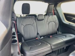 Chrysler Pacifica Select FWD 2027