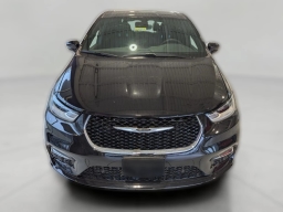 Chrysler Pacifica Select FWD 2026